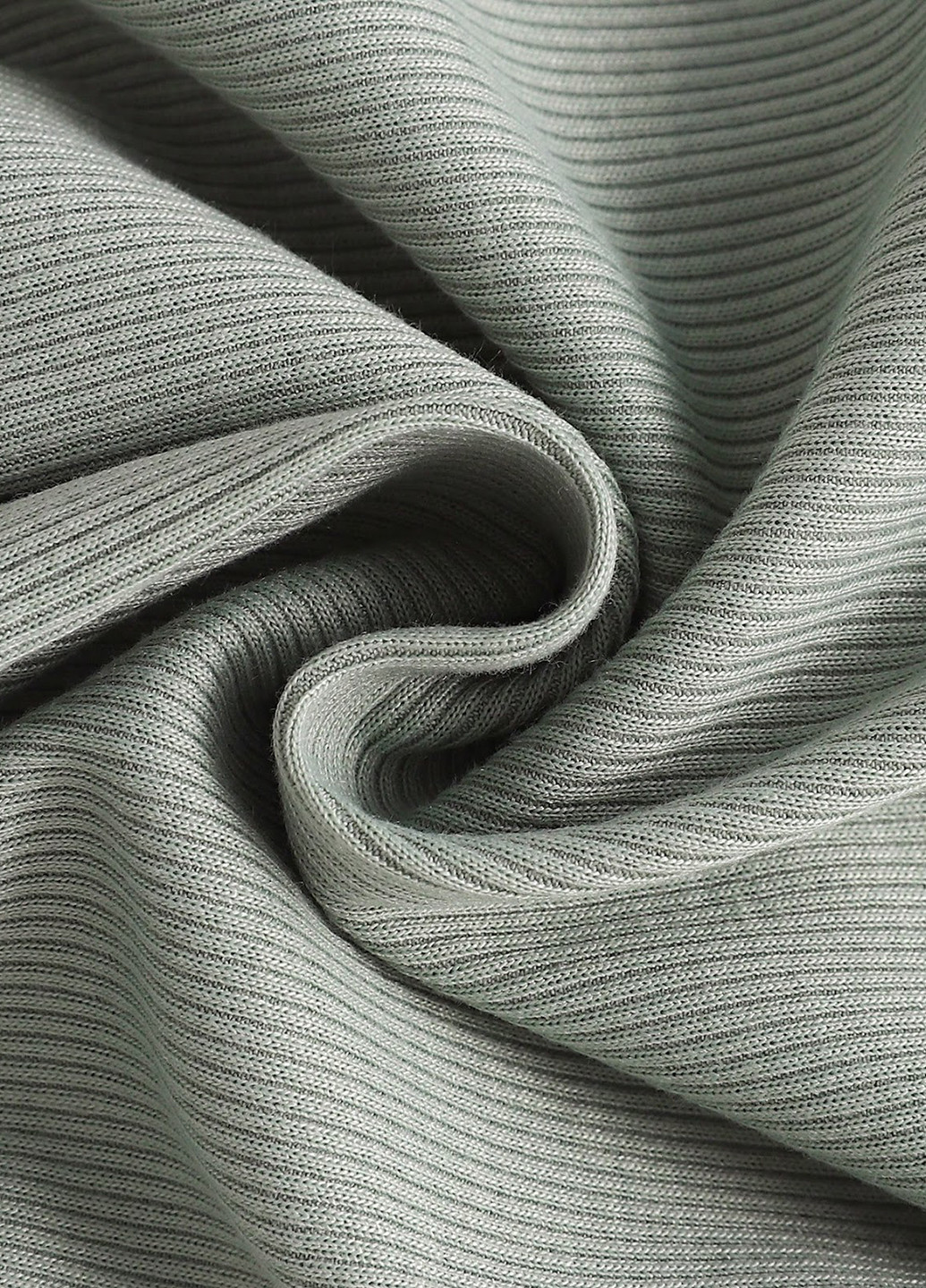 Серо-зеленая всесезон пижама (футболка, шорты) футболка + шорты SHEIN