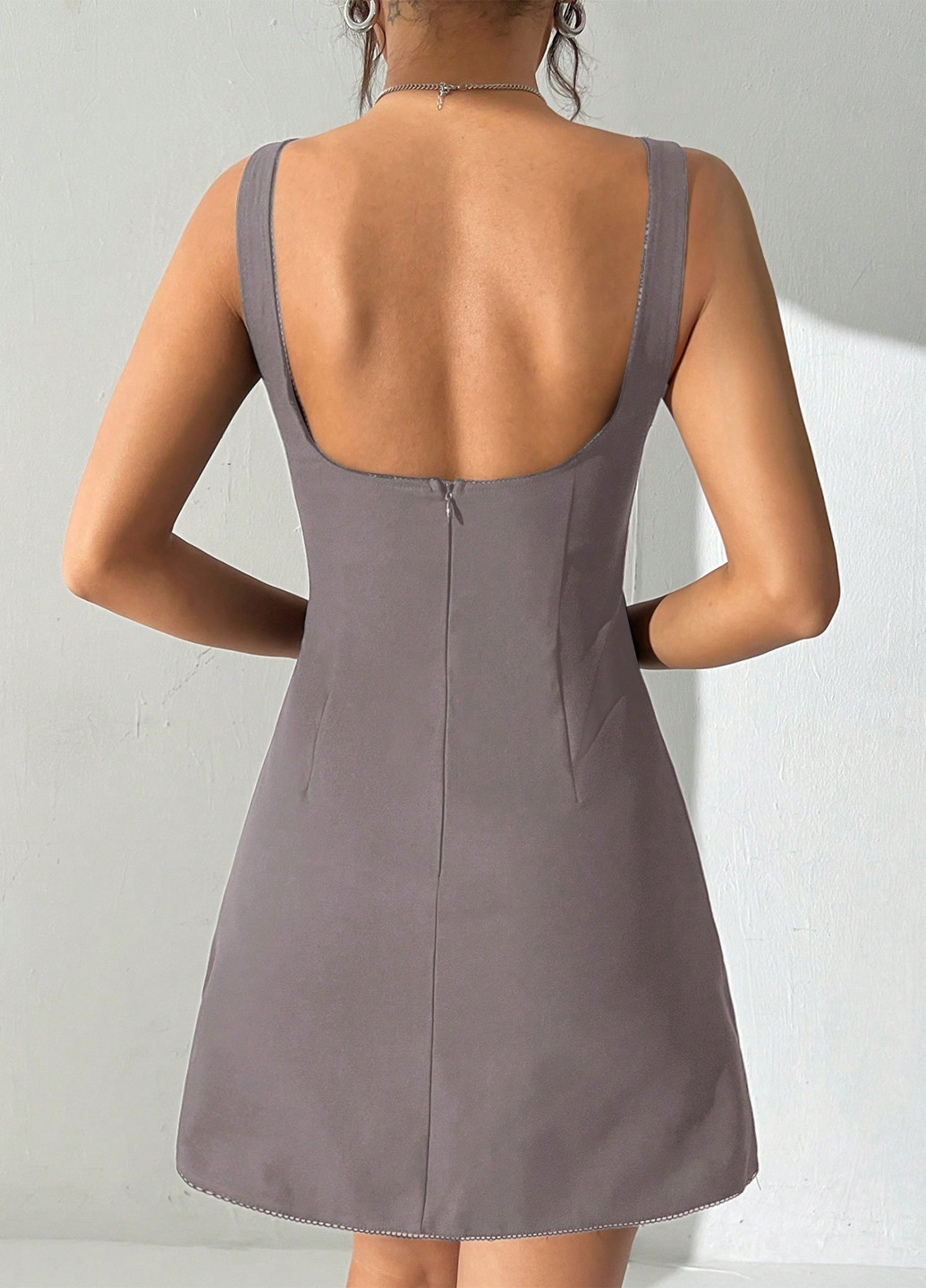 Сіро-бежева кежуал сукня з відкритою спиною SHEIN однотонна