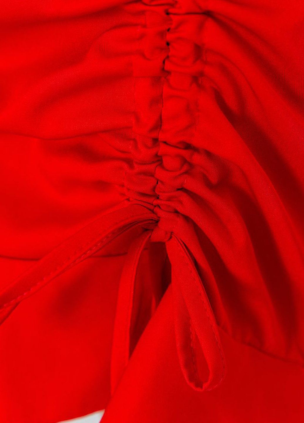 Красное кэжуал платье с открытыми плечами Ager однотонное