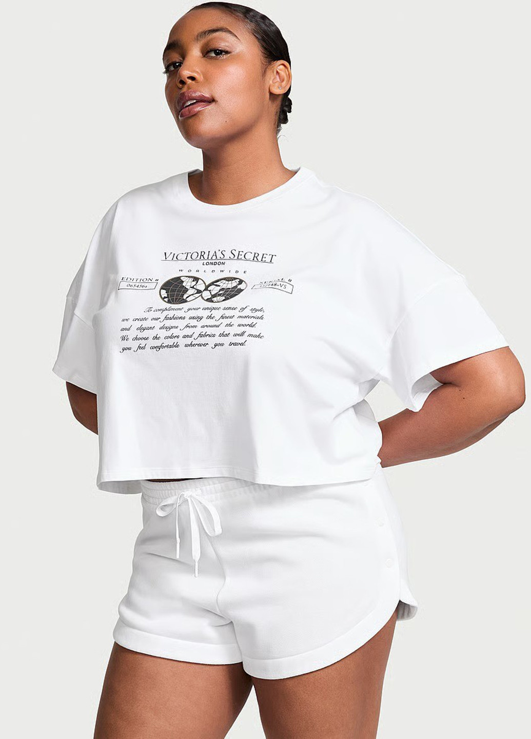 Шорты Victoria's Secret (356511235)