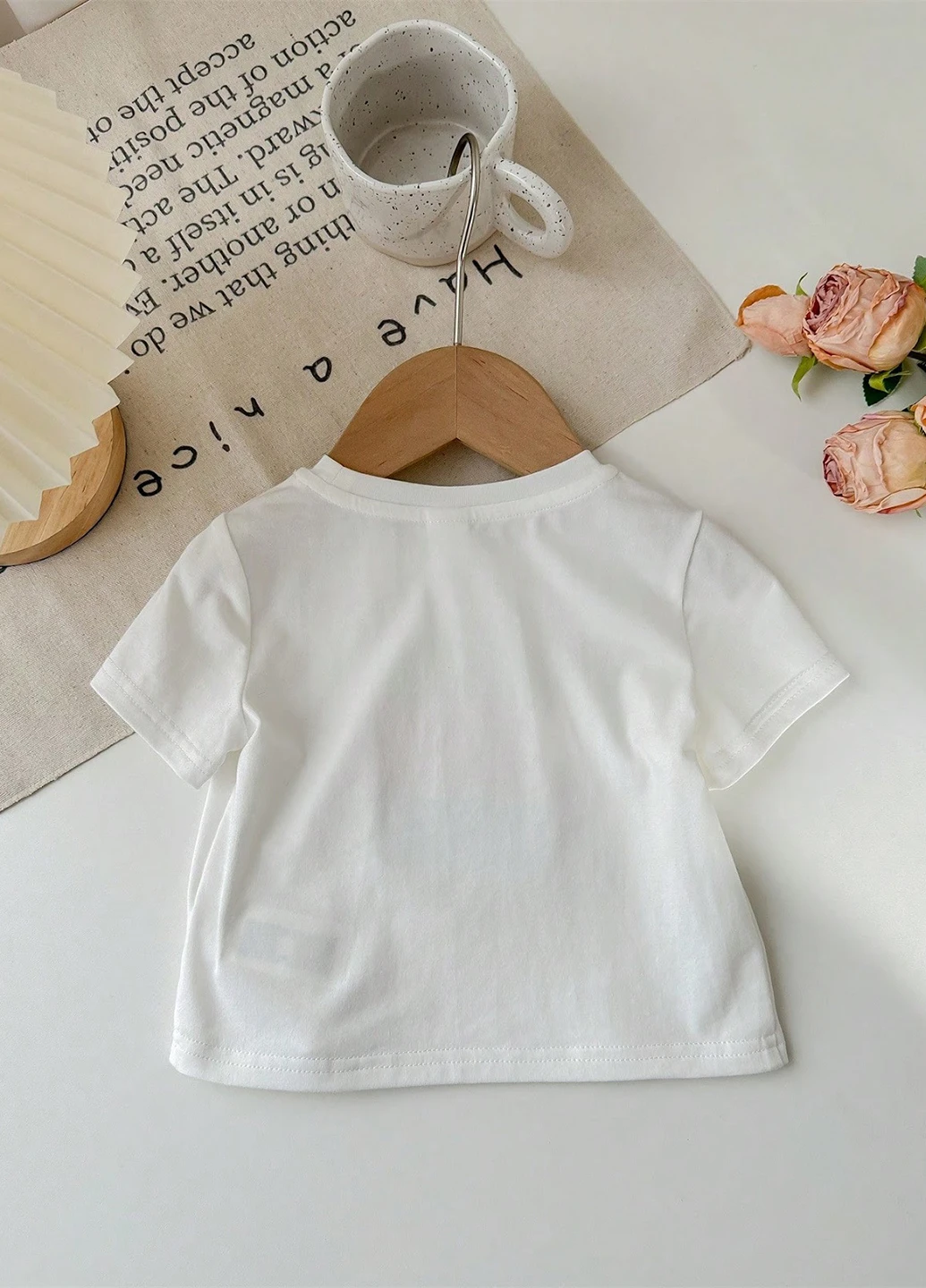 Біла літня футболка SHEIN