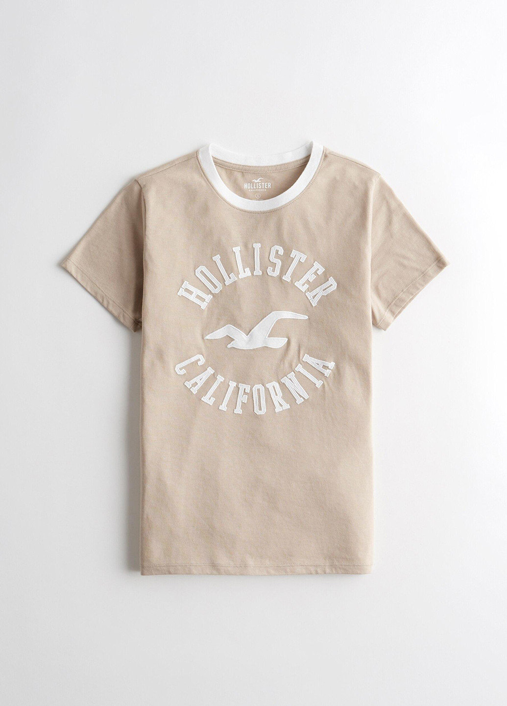 Светло-бежевая летняя футболка Hollister