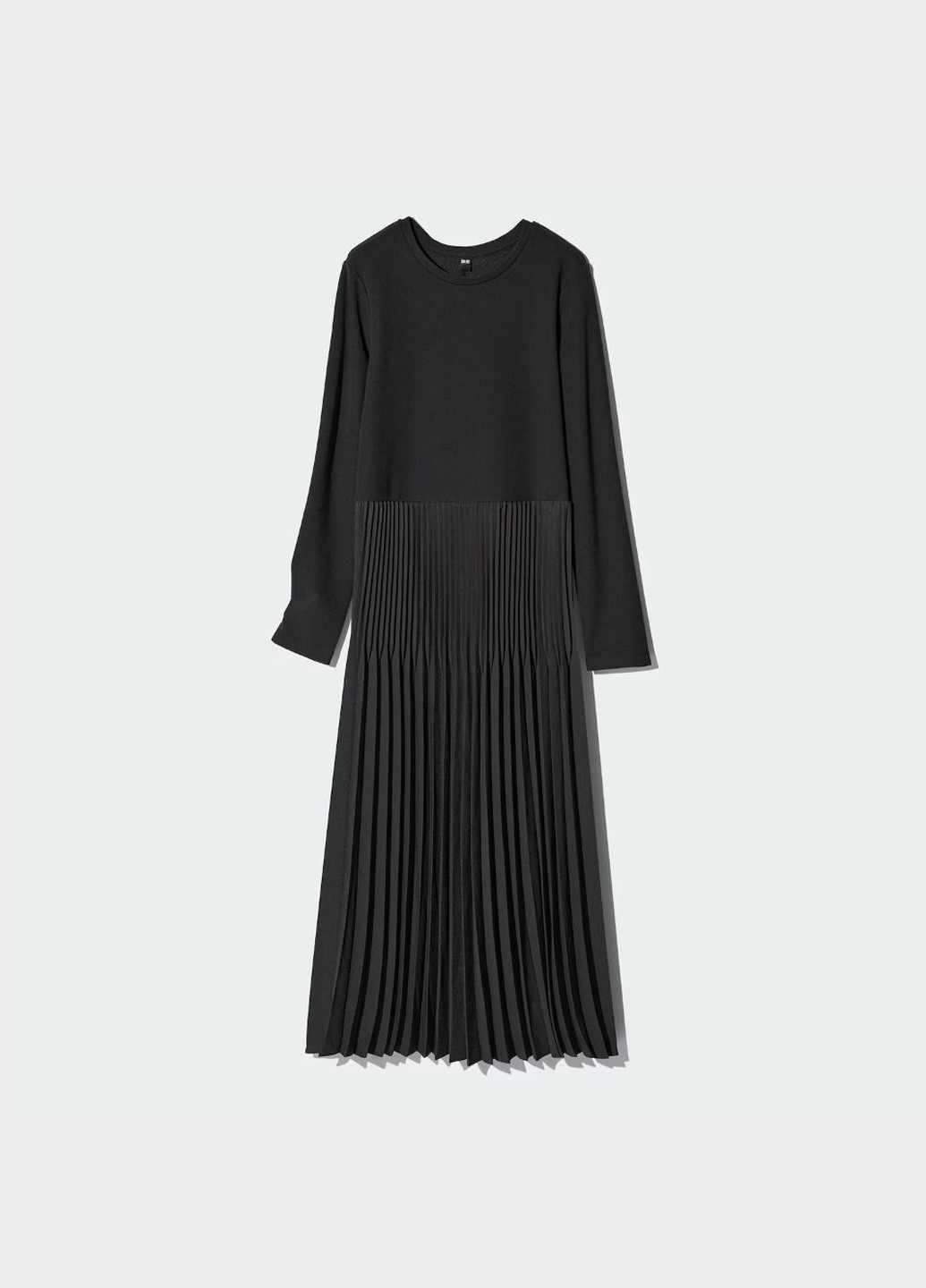 Чорна кежуал сукня плісована Uniqlo однотонна