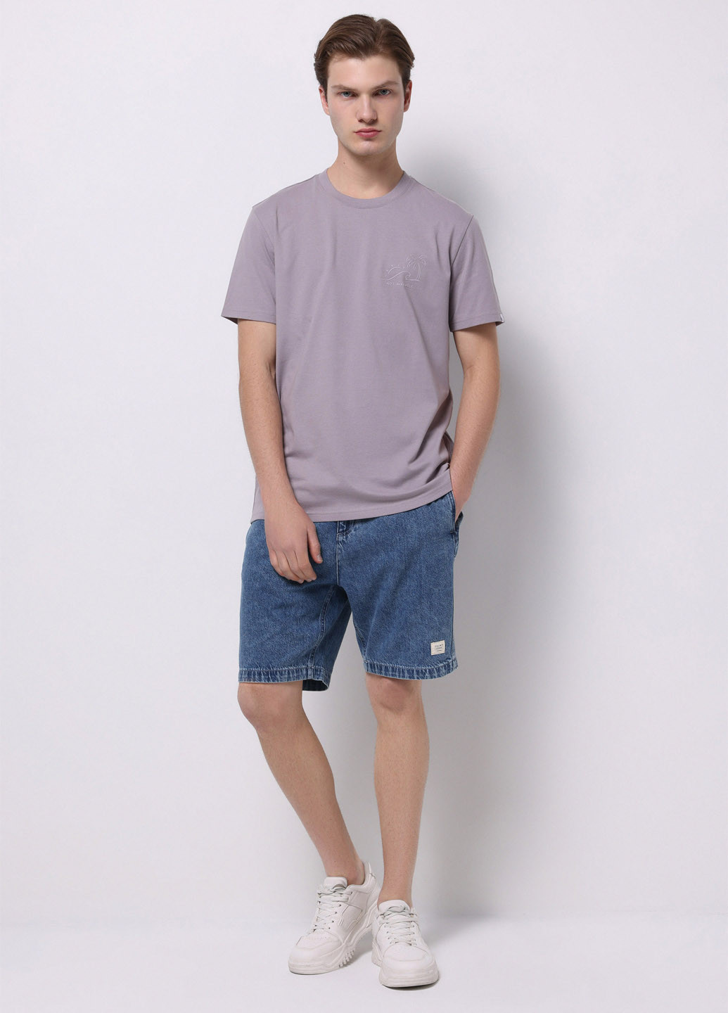 Лілова футболка Colin's