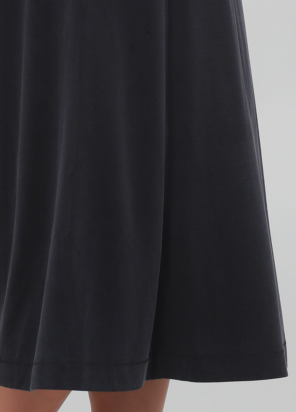 Темно-серая кэжуал однотонная юбка Monki клешированная