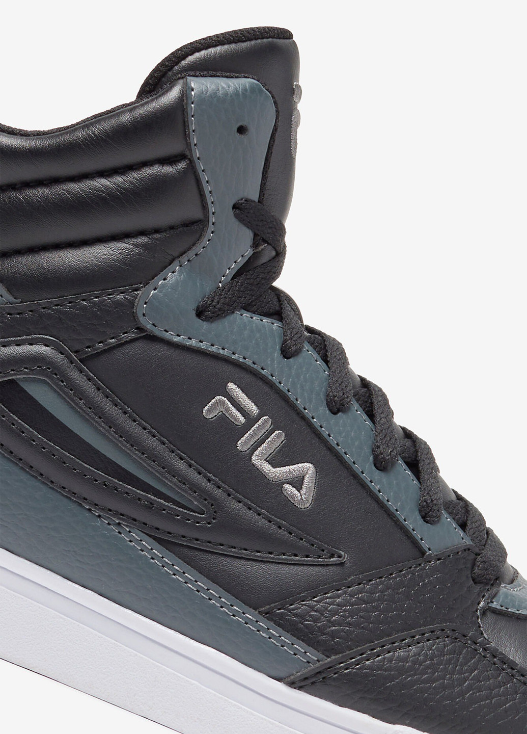 Черные демисезонные кроссовки Fila