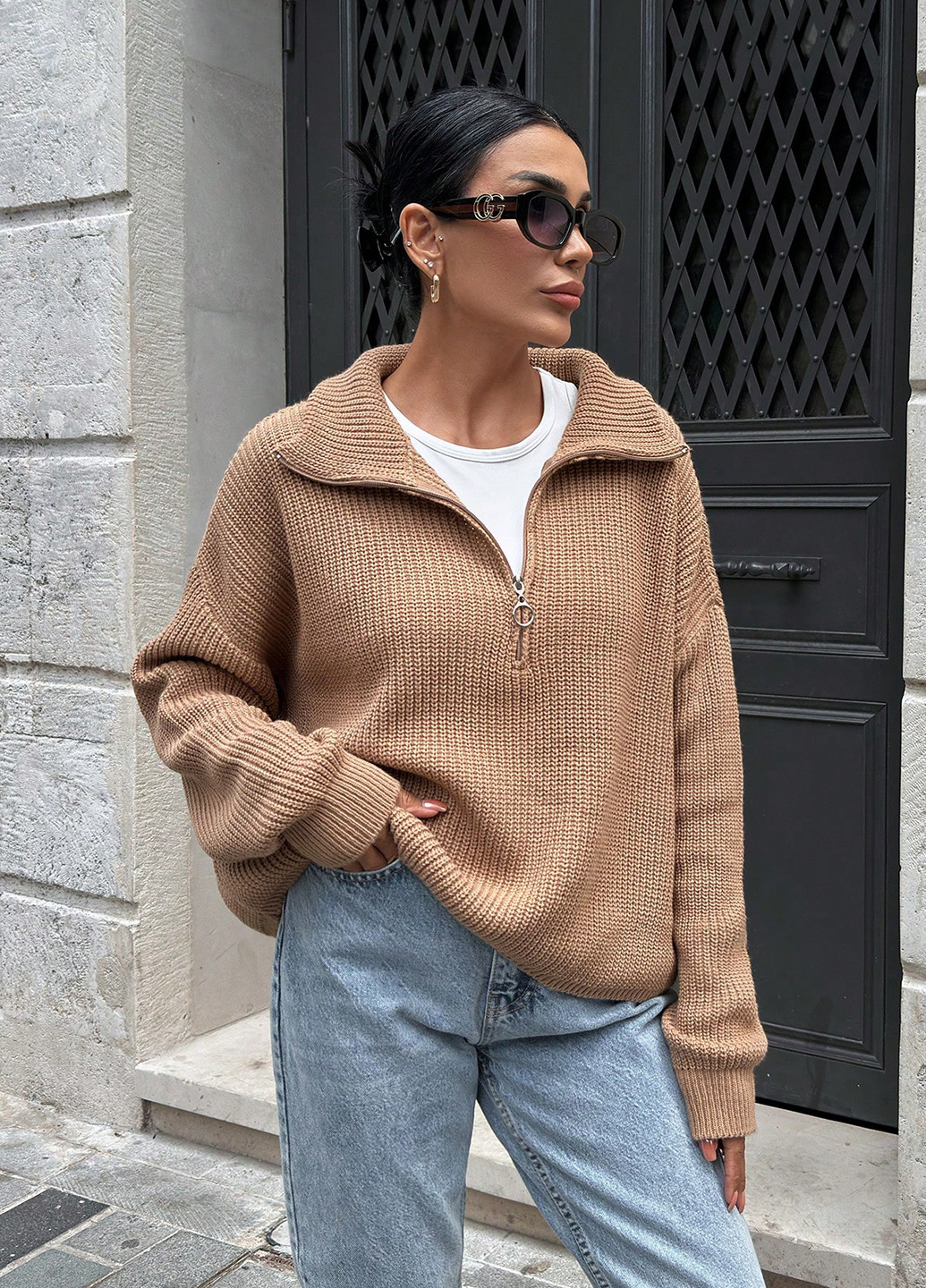 Пісочний демісезонний светр SHEIN