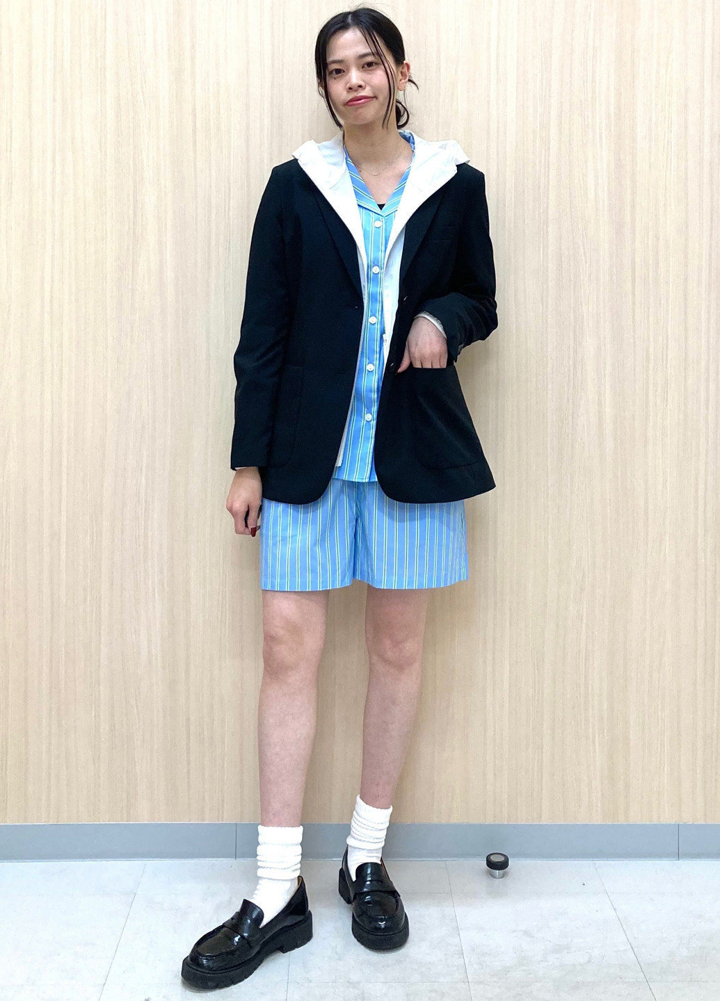 Голубая всесезон пижама (рубашка, шорты) рубашка + шорты Uniqlo