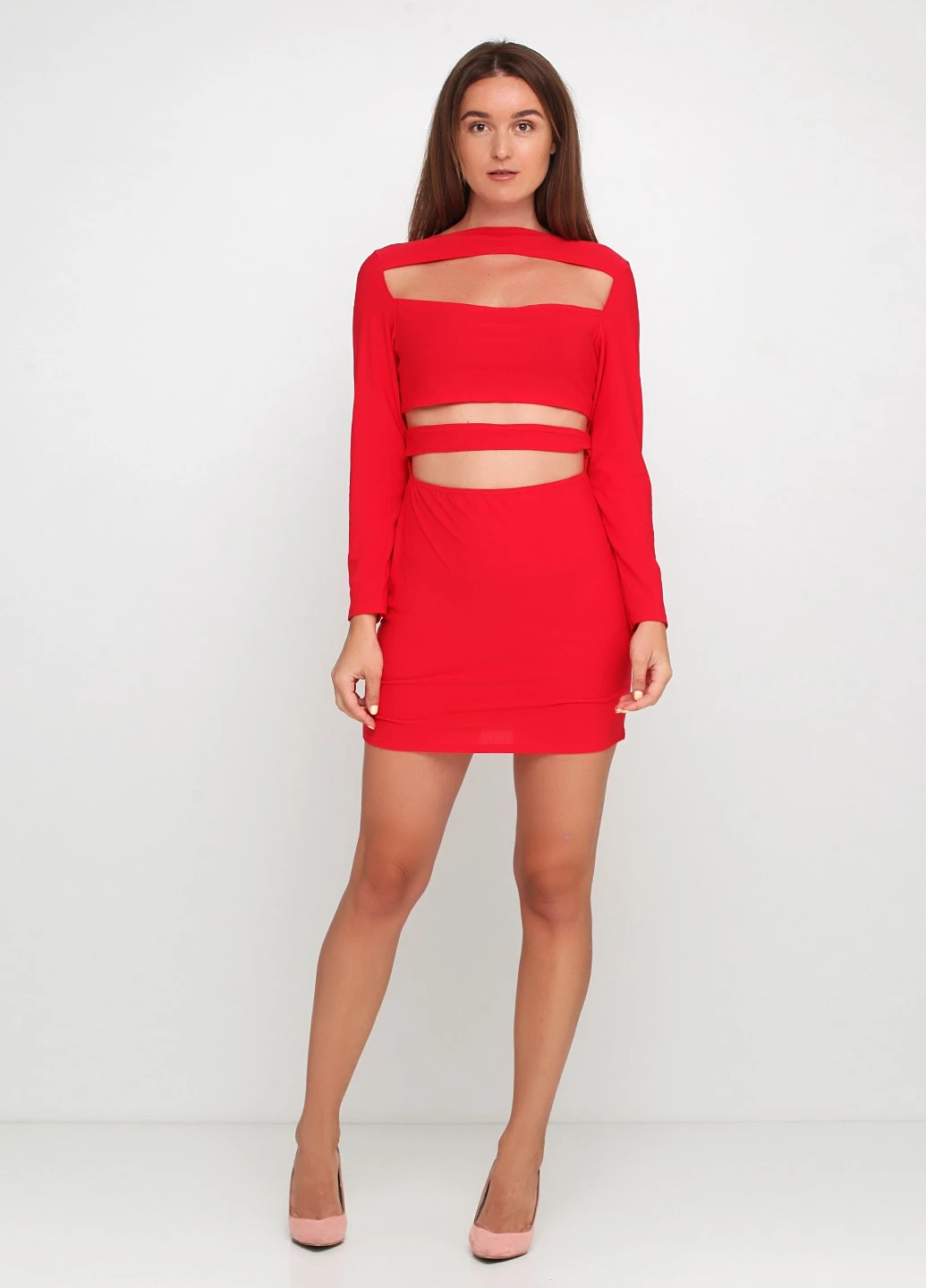 Красное коктейльное платье PrettyLittleThing однотонное