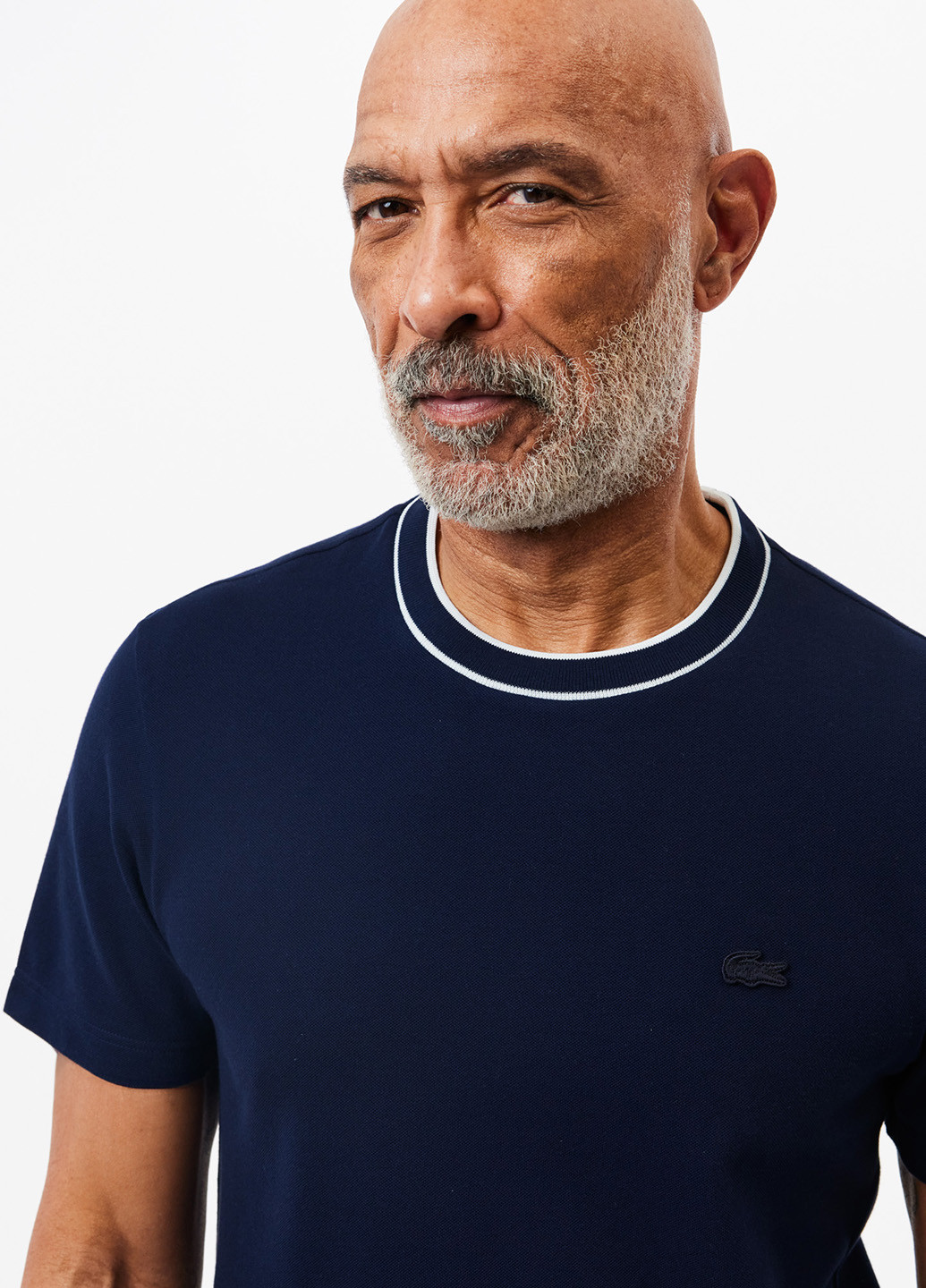 Темно-синяя футболка Lacoste