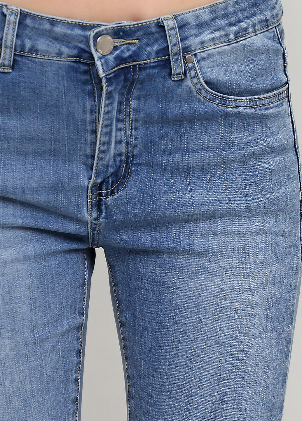Голубые демисезонные зауженные джинсы Adoro