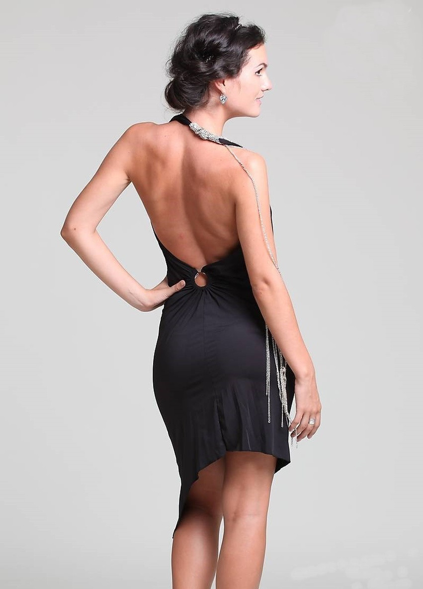 Чорна вечірня сукня футляр, з відкритою спиною Marmelad однотонна