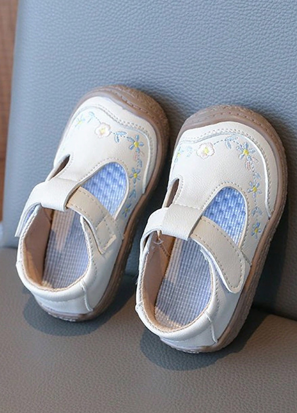 Молочные кэжуал сандалии SHEIN на липучке