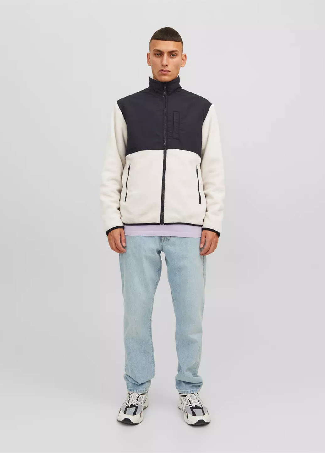 Чорно-біла демісезонна куртка Jack & Jones