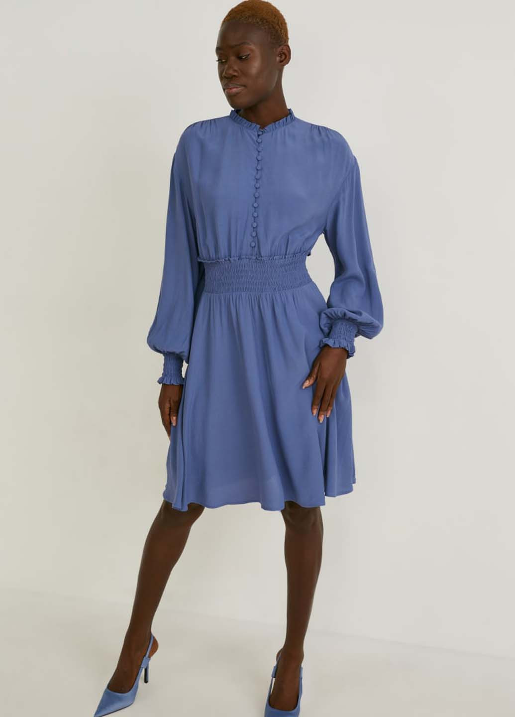 Синее кэжуал платье клеш C&A однотонное