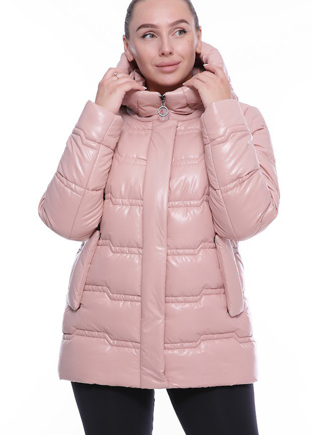 Світло-рожева зимня куртка Rolana