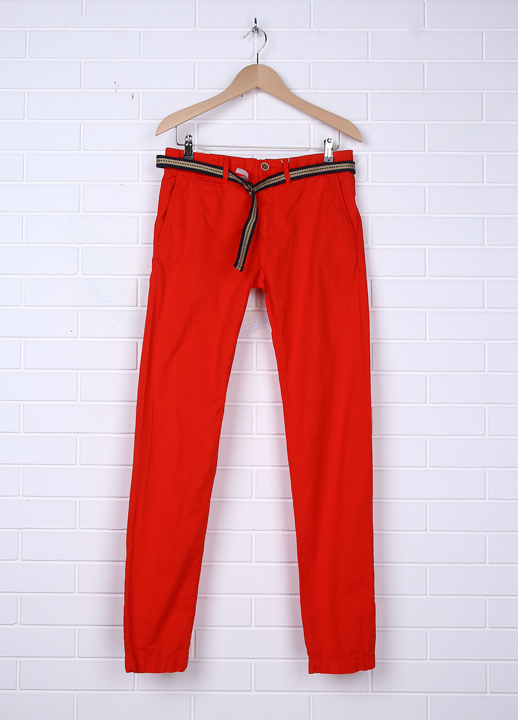 Красные кэжуал демисезонные брюки Esprit