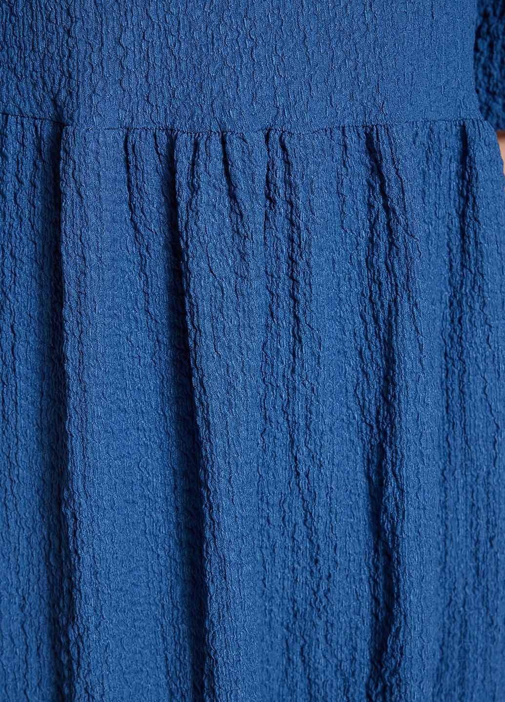 Синя кежуал сукня кльош, з відкритою спиною Trendyol однотонна