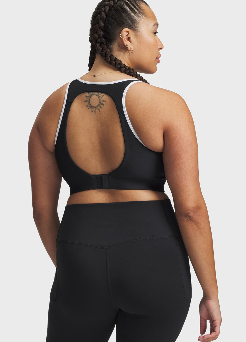 Топ Under Armour (327298807)