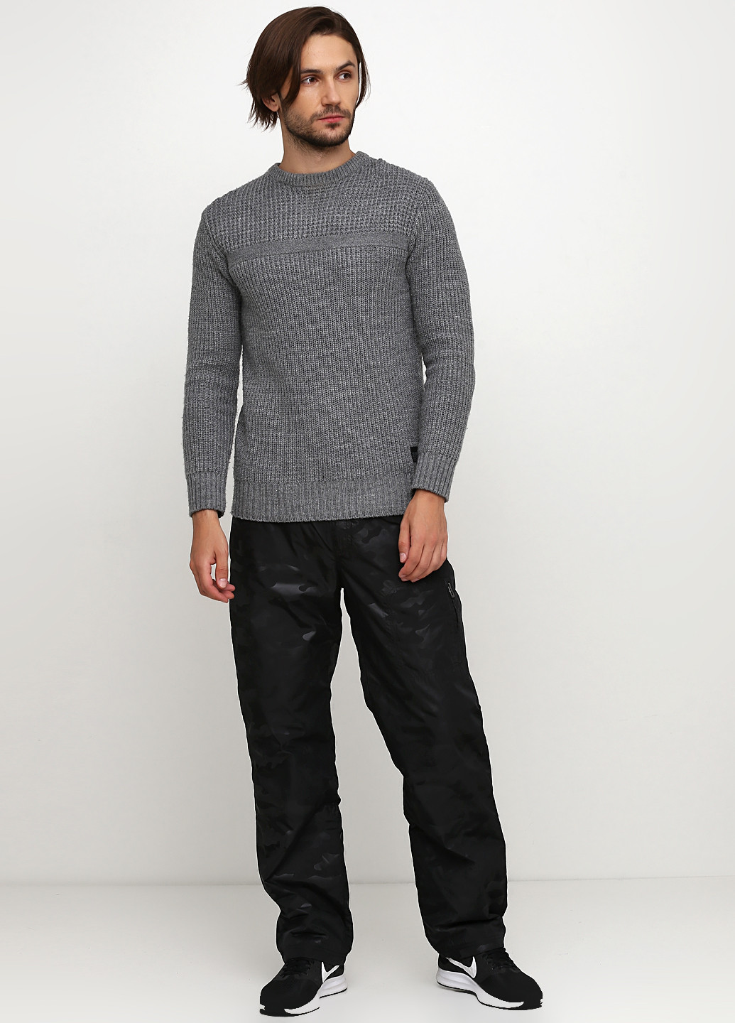 Черные спортивные зимние прямые брюки Finn Flare