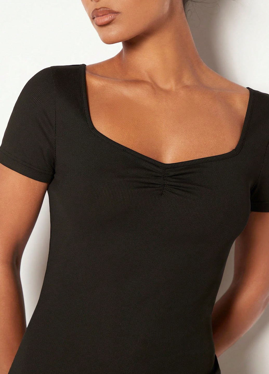 Черное кэжуал платье платье-футболка, силуэтная SHEIN однотонное