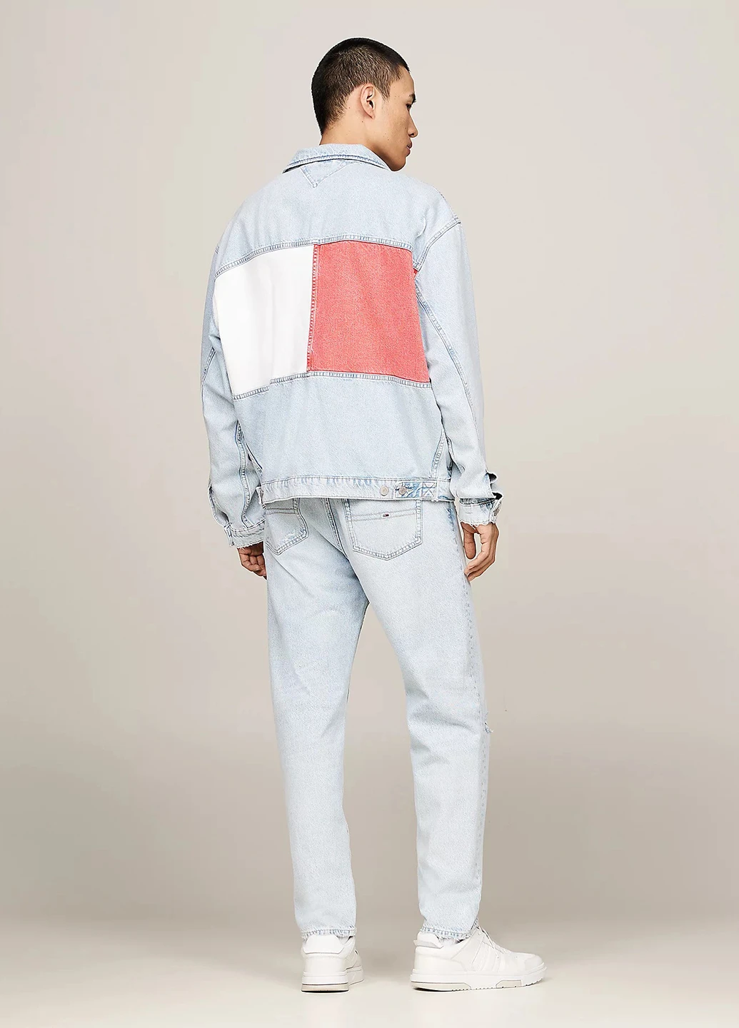 Блакитна демісезонна куртка Tommy Hilfiger