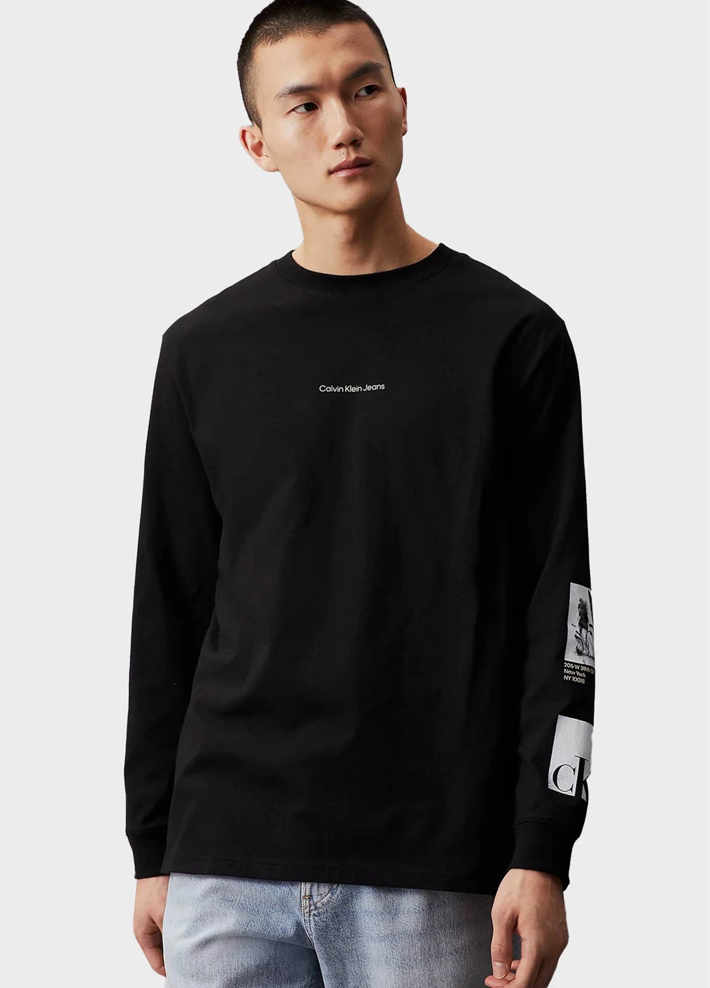 Черный демисезонный кэжуал лонгслив Calvin Klein Jeans с рисунком