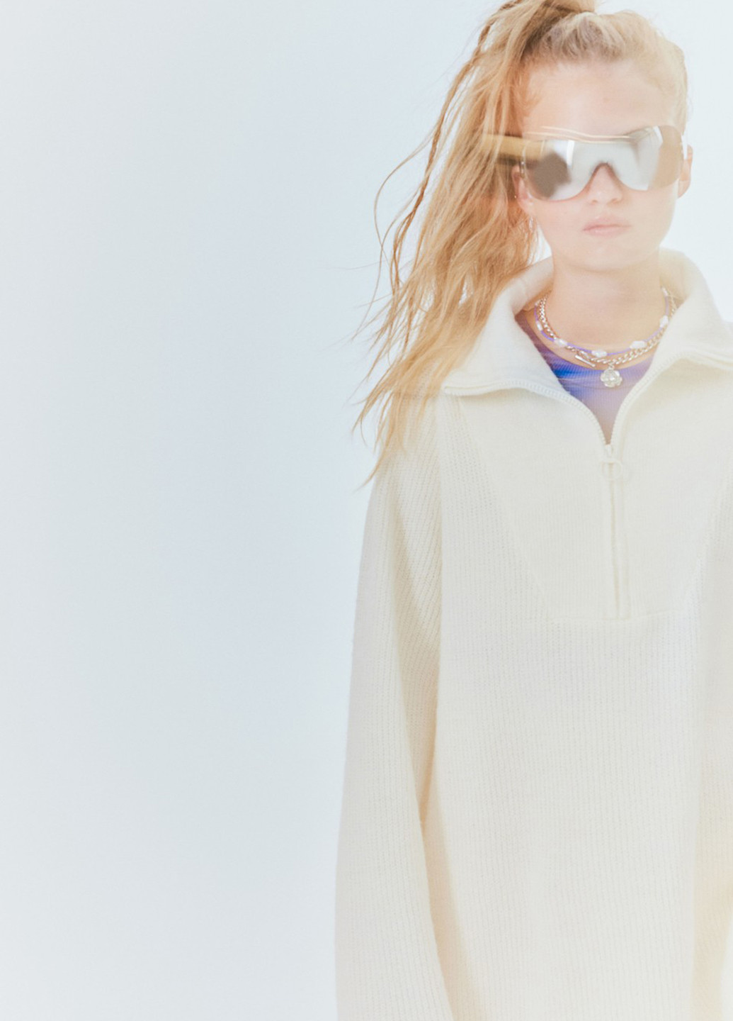 Кремовое кэжуал платье платье-свитер H&M однотонное