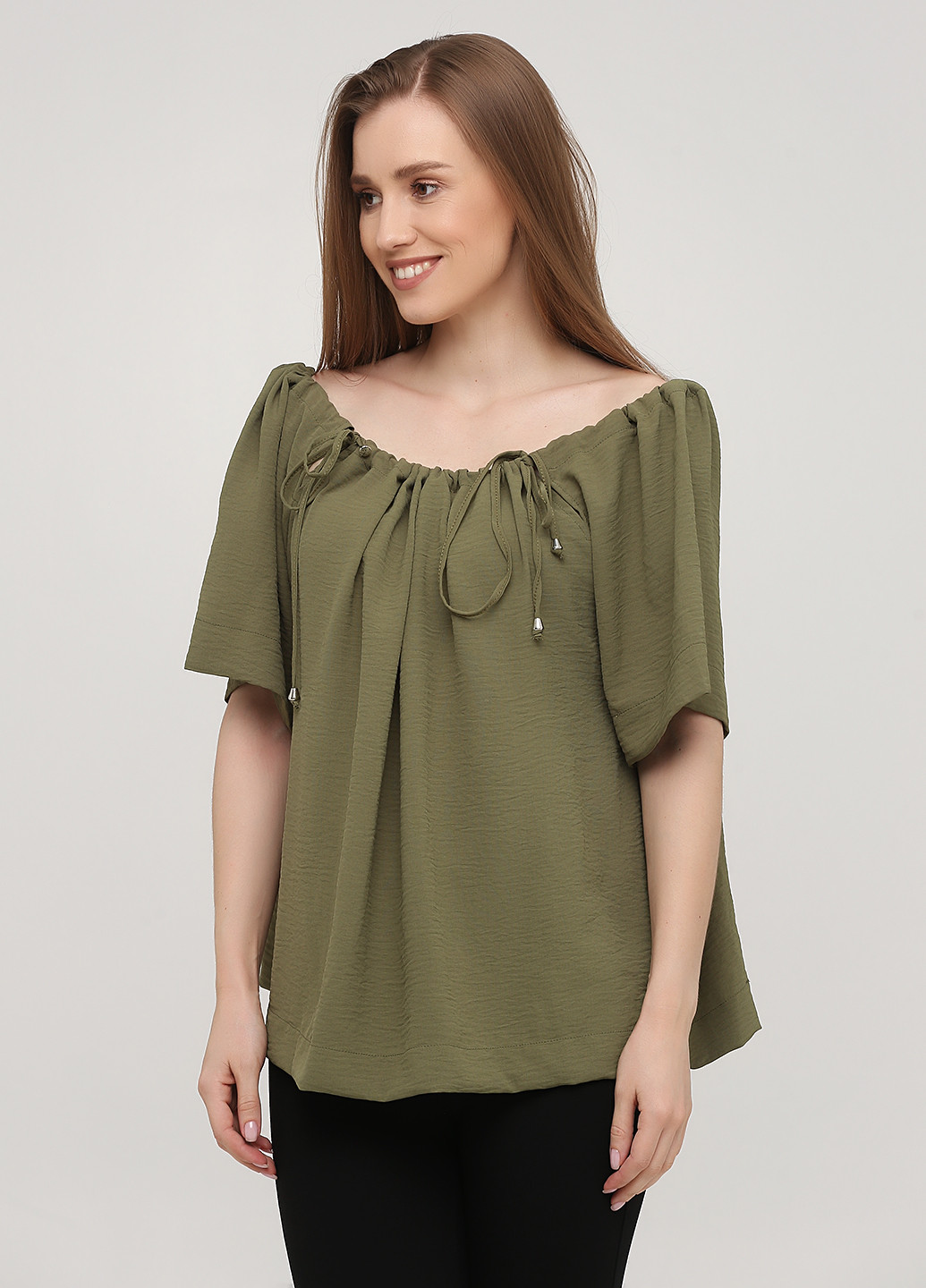 Оливковая (хаки) летняя блуза Bebe Plus