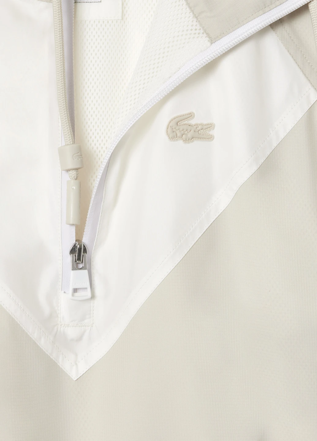 Серое кэжуал платье плиссированное Lacoste однотонное