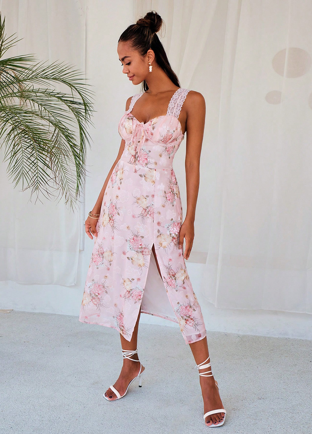 Рожева кежуал сукня SHEIN з квітковим принтом