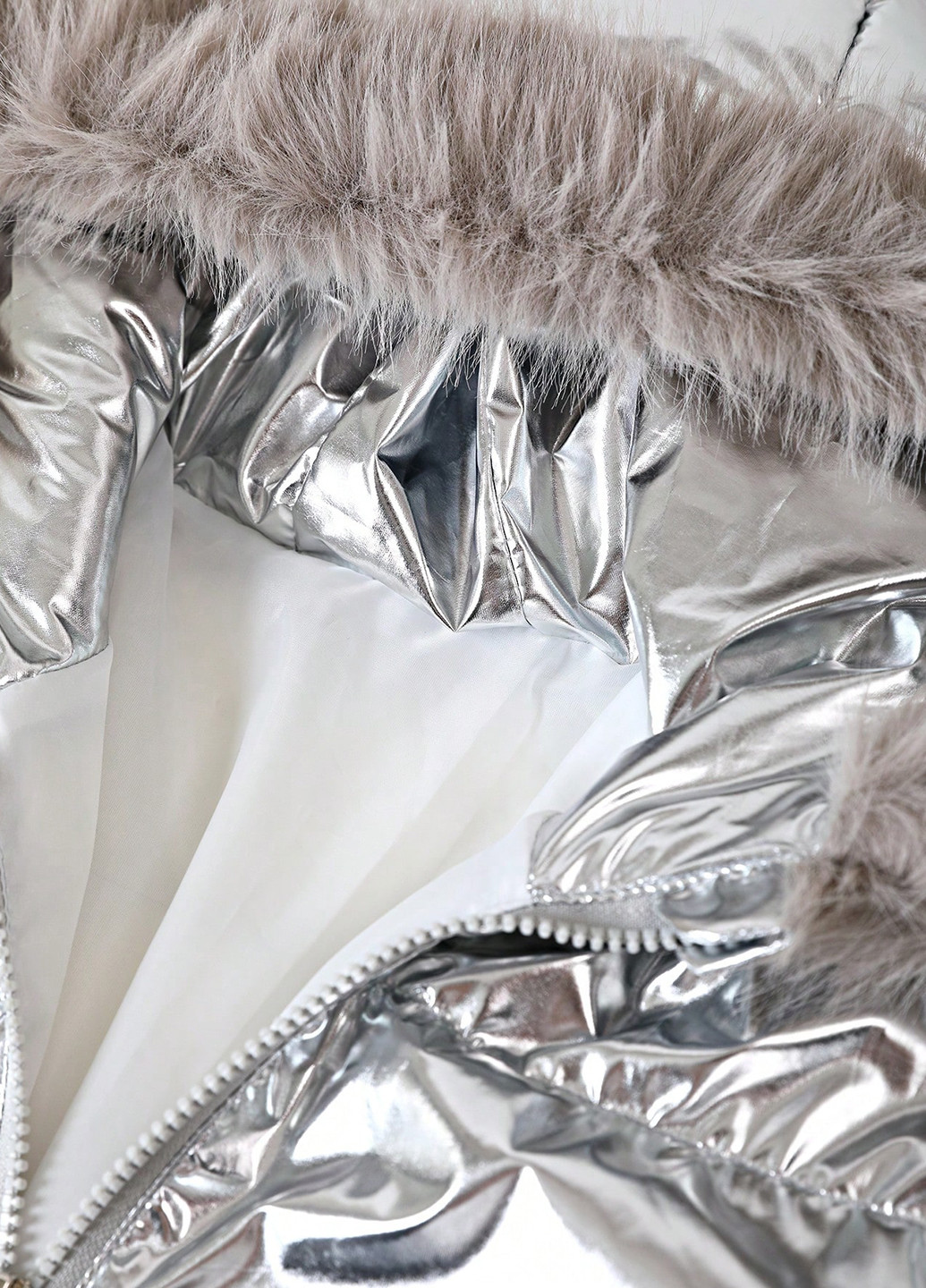 Срібний зимній Пуховик SHEIN