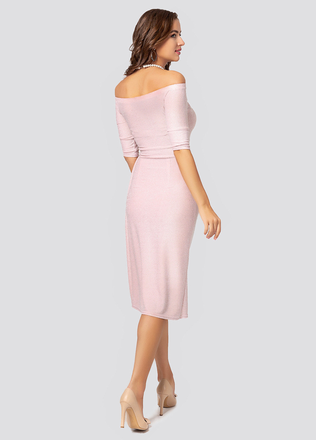 Светло-розовое коктейльное платье с открытыми плечами Azuri однотонное