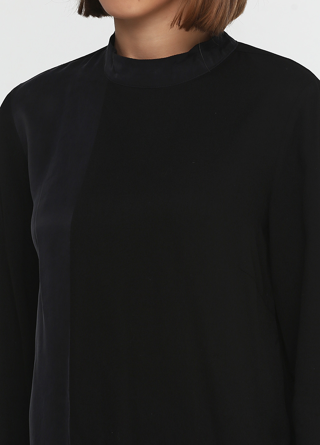 Черная демисезонная блуза Numph