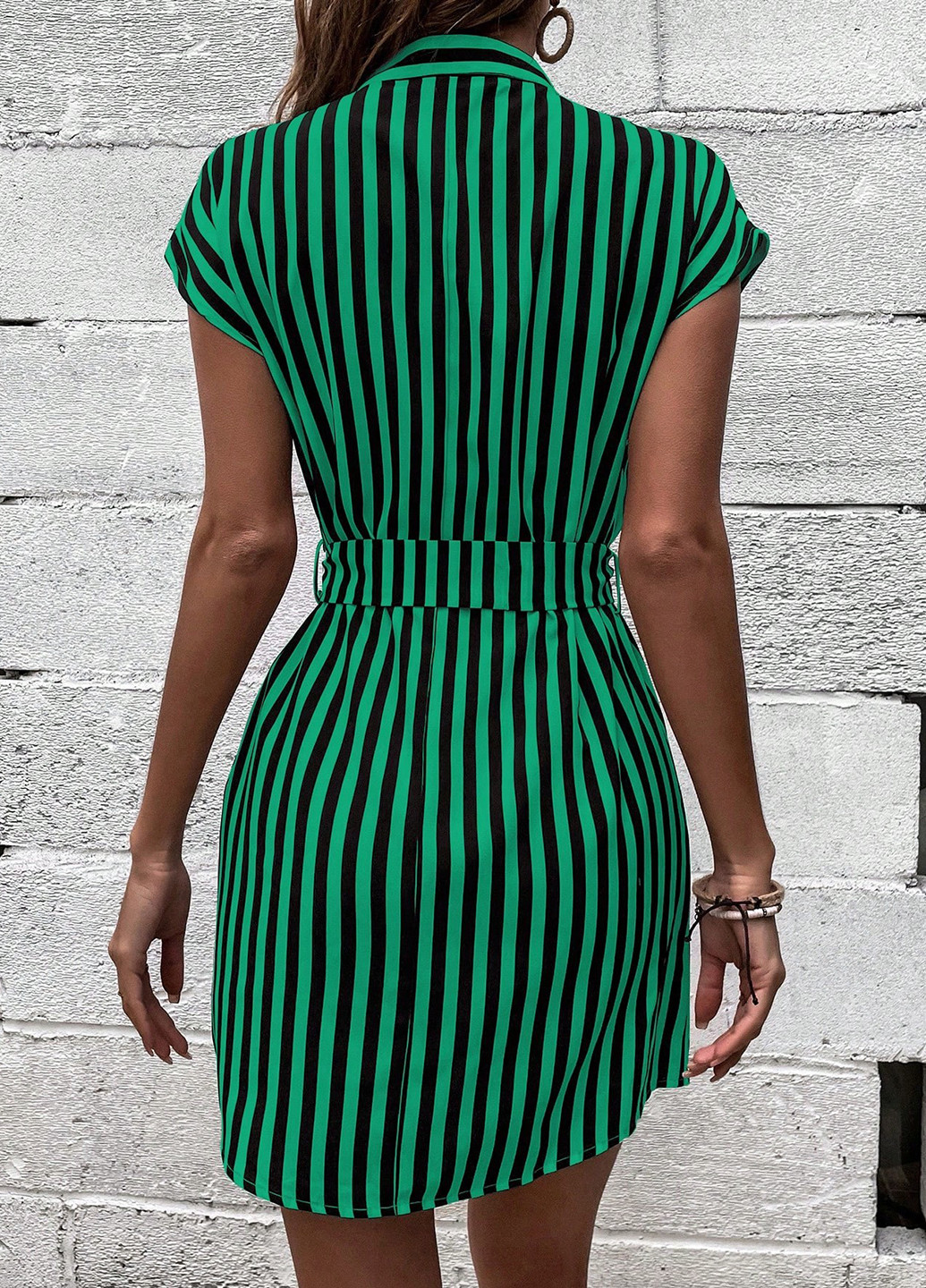 Зеленое кэжуал платье SHEIN в полоску