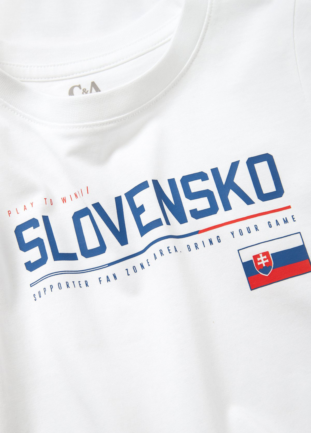 Белая летняя футболка C&A