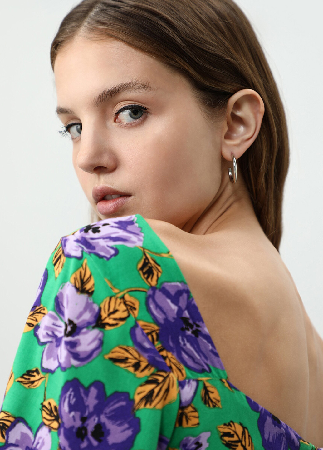 Зеленое кэжуал платье Lefties с цветочным принтом