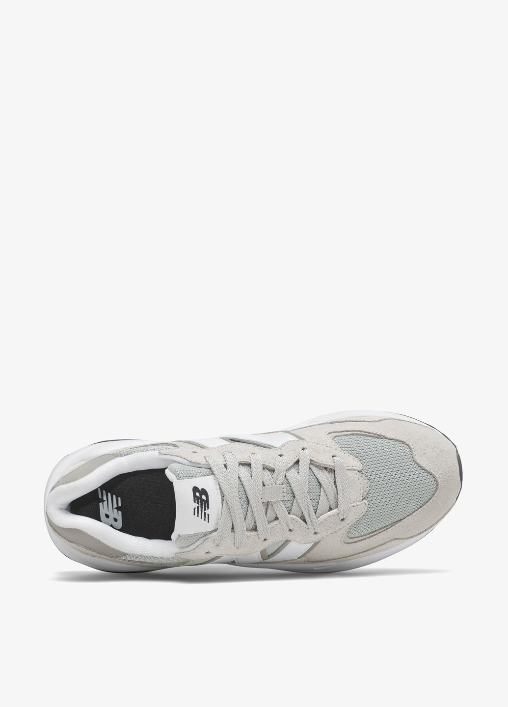 Светло-серые демисезонные кроссовки New Balance M5740