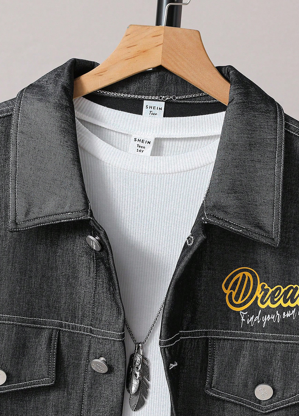 Чорна демісезонна куртка SHEIN