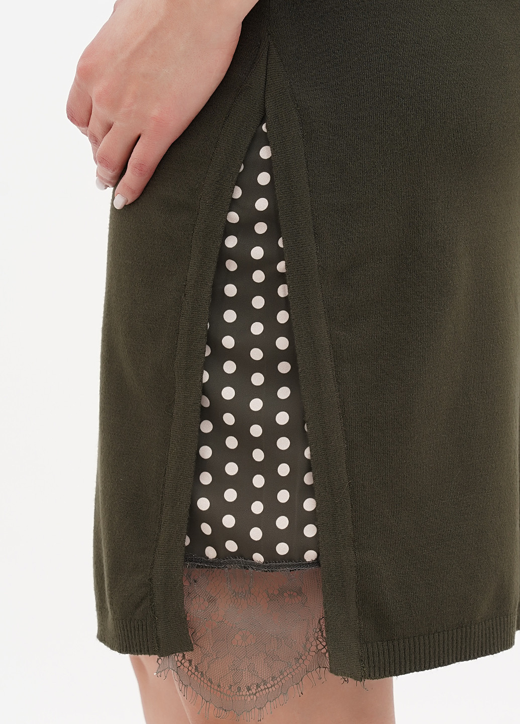 Оливковое (хаки) кэжуал платье платье-водолазка Sassofono однотонное