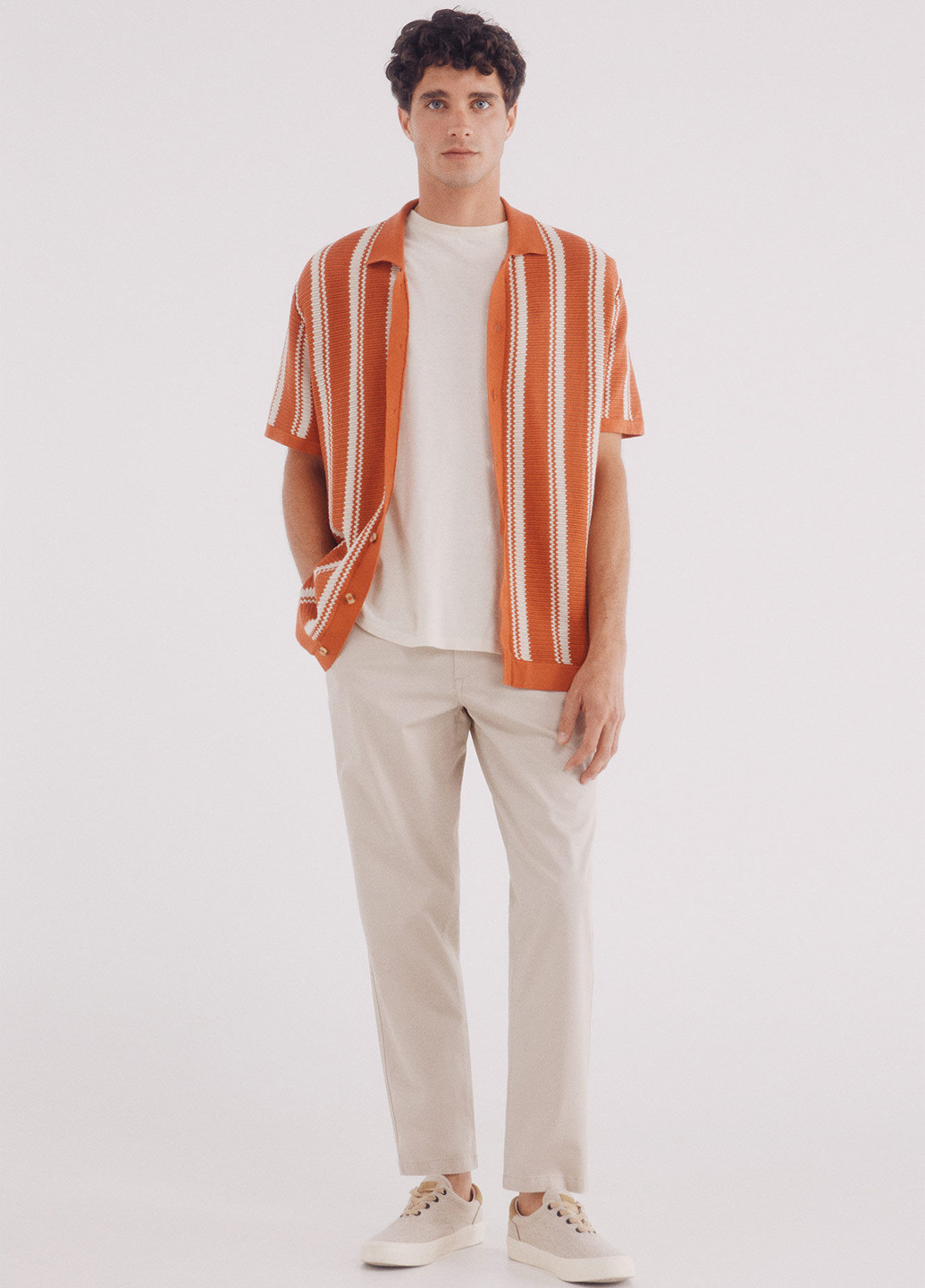 Молочные кэжуал летние зауженные брюки Springfield