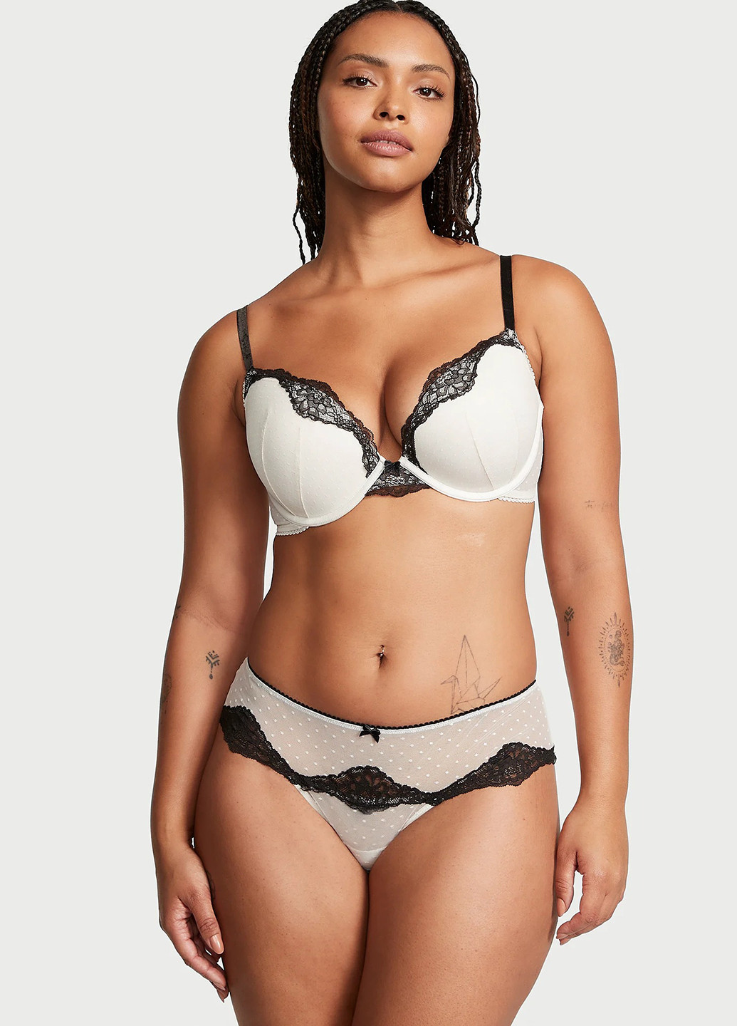 Молочний демісезонний комплект (бюстгальтер, трусики) Victoria's Secret