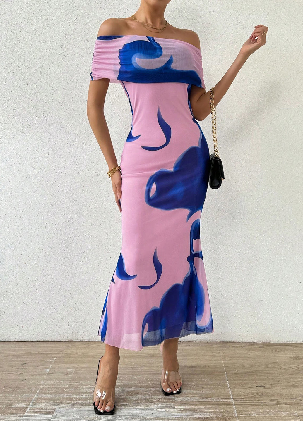 Рожево-лілова кежуал сукня з відкритими плечима SHEIN з малюнком