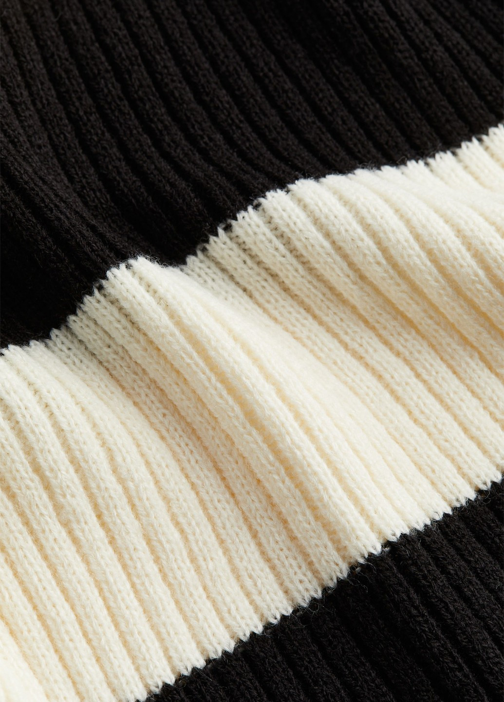 Комбінований зимовий светр H&M