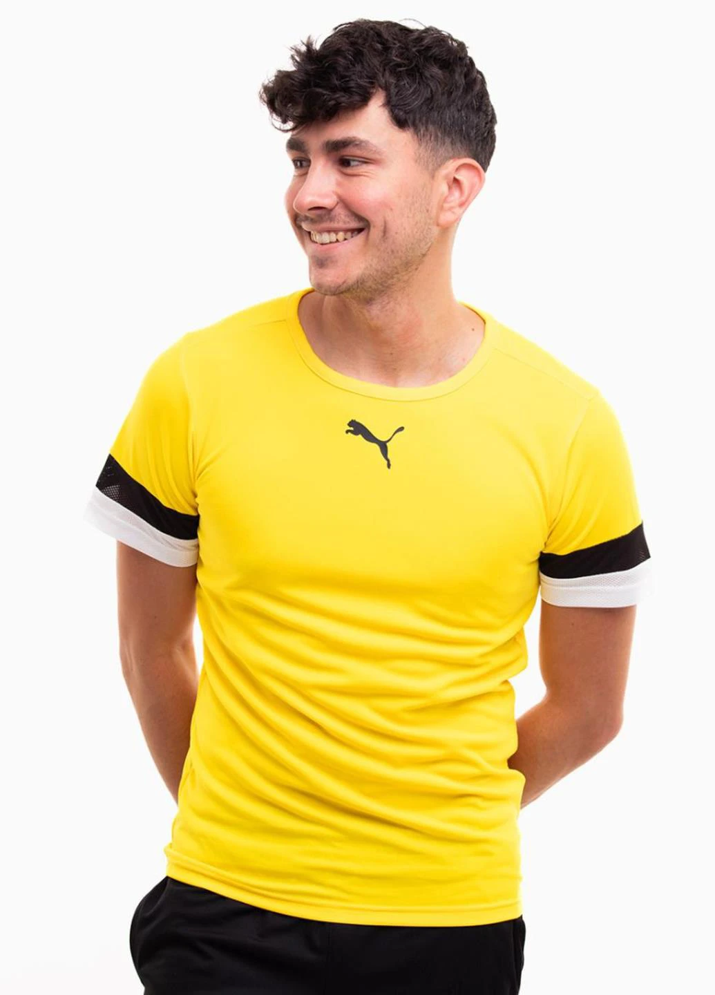 Желтая футболка 704932-07 Puma teamRISE Jersey