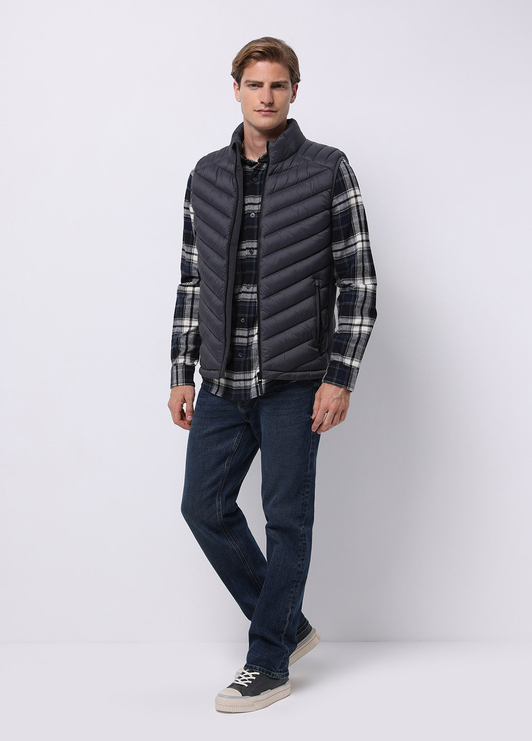 Жилет Colin's (345562137)