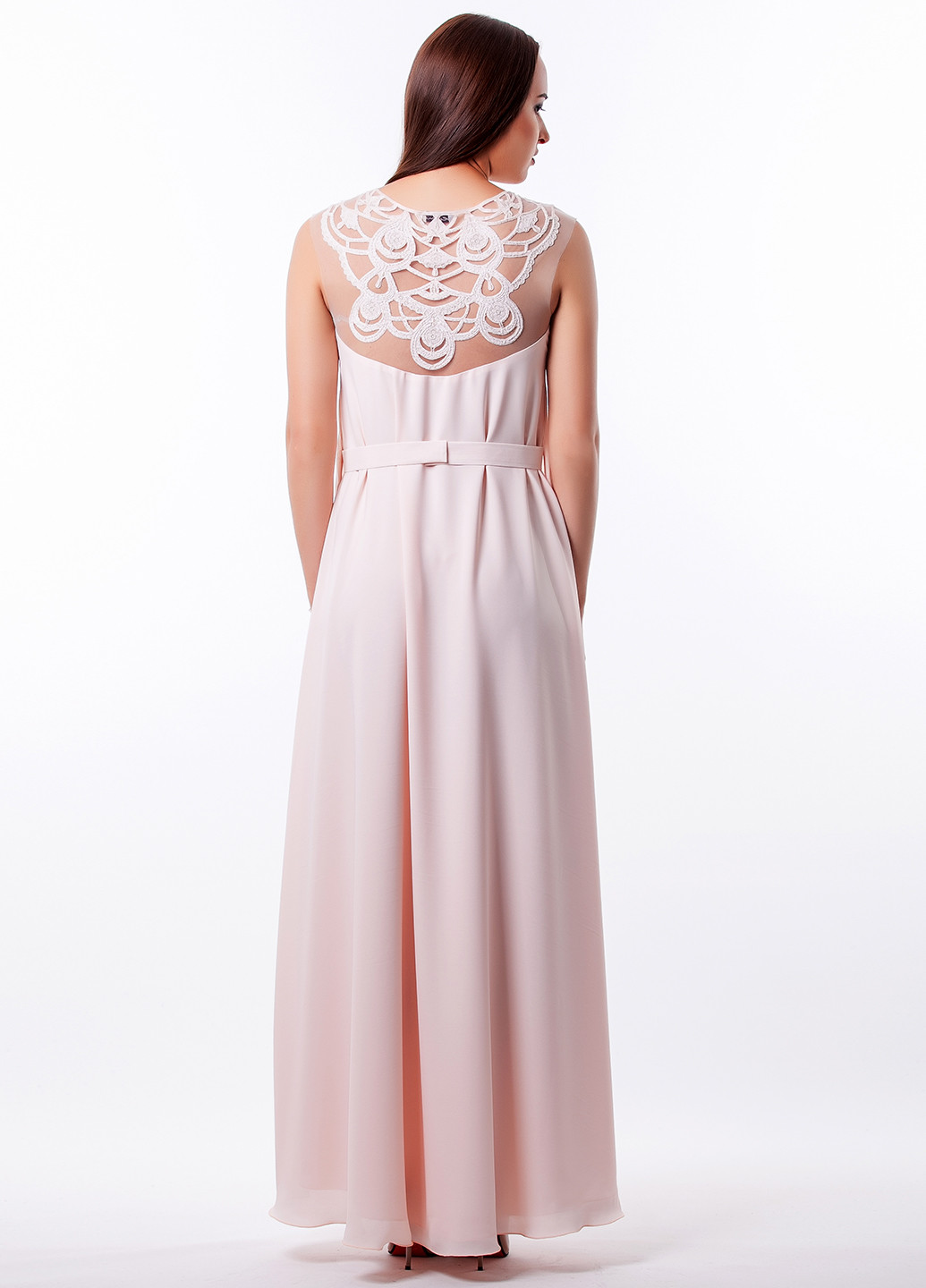 Светло-розовое вечернее платье Seam однотонное