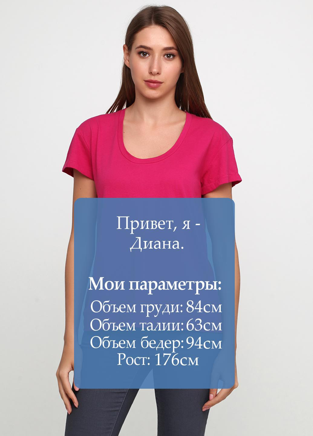 Фуксинова (колору Фукія) літня футболка Alternative