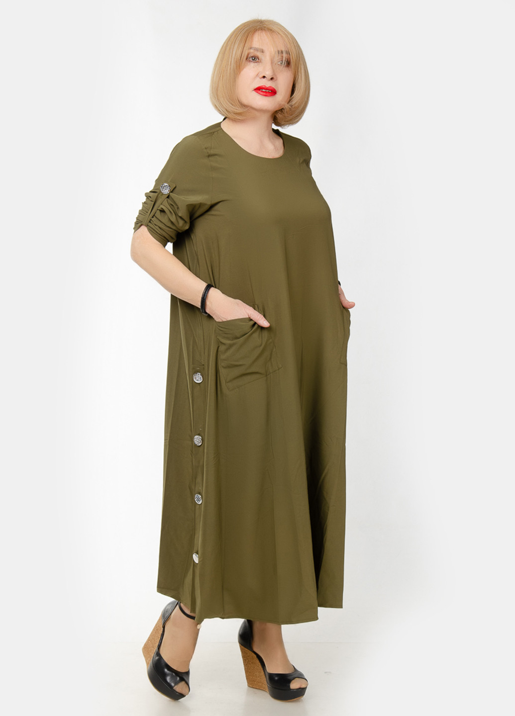 Оливковое (хаки) кэжуал платье LibeAmore однотонное