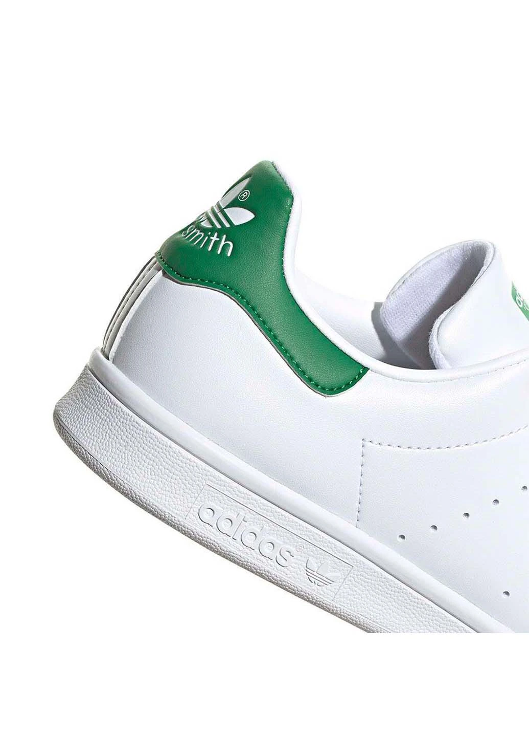 Белые демисезонные кроссовки adidas